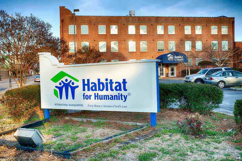 Donating Furniture? Charity Organization that Will Pick up Your Stuff